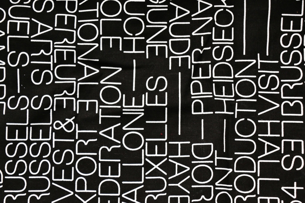 La Cambre SHOW14 — détails Sac — Typographie : Steve Jakobs